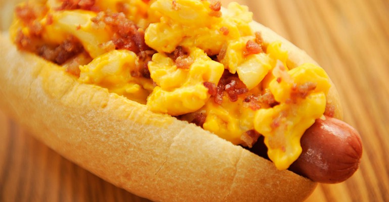 how to make mac n cheese with hotdogs