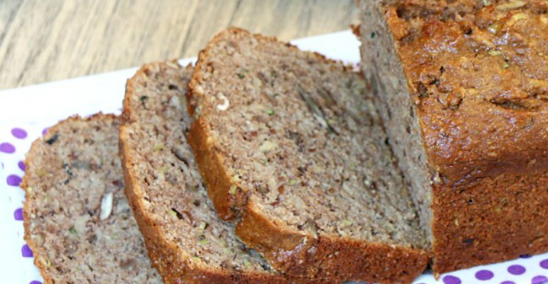 Tastee Recipe Spiced Apple Zucchini Bread Fills Your Home With Heavenly